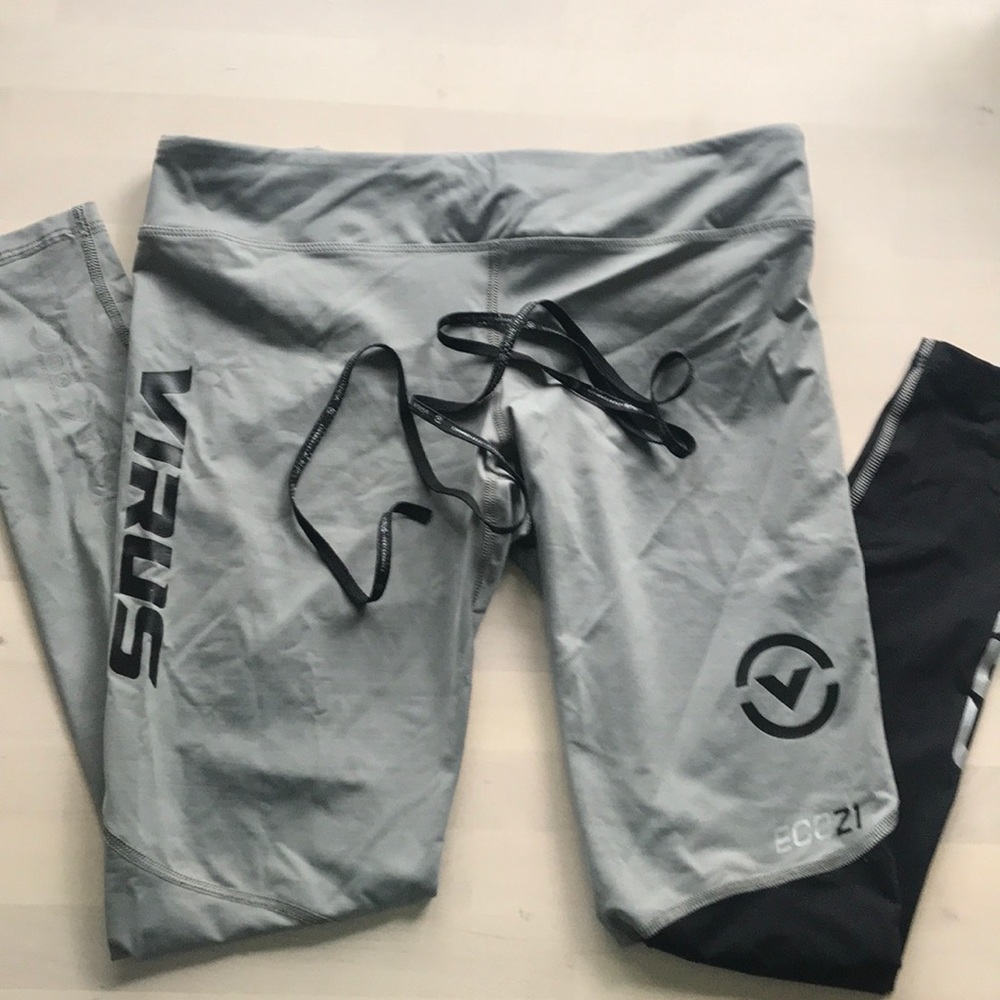 Virus workout tights